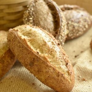 Sourdough Cám Hạnh Nhân