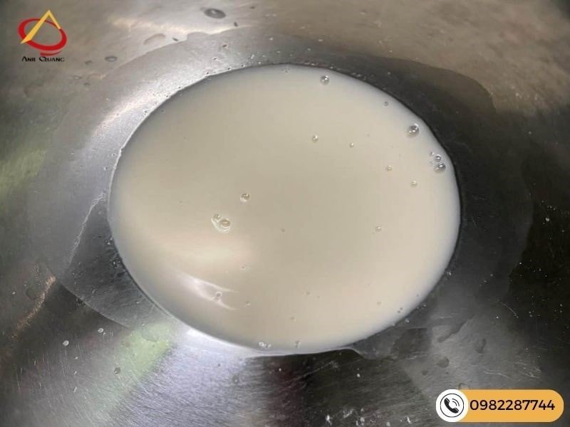 Kích hoạt men nở để làm bánh mì mini