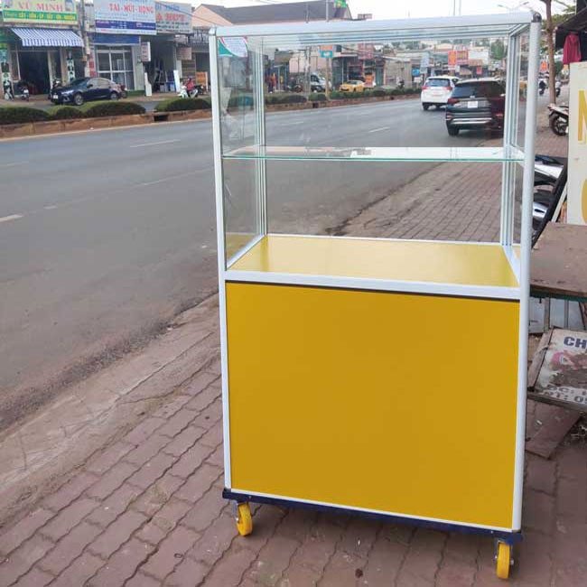 Kích thước tủ bánh mì nhôm kính nhỏ gọn, sử dụng hạn chế