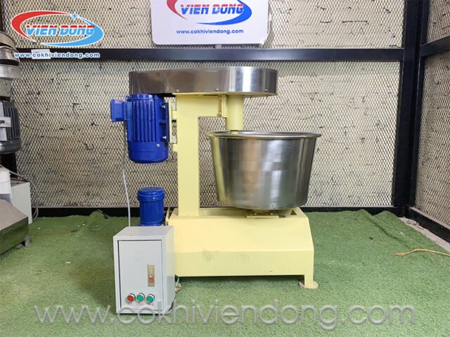Máy đánh bột bánh mì 7kg Việt Nam với thiết kế hiện đại