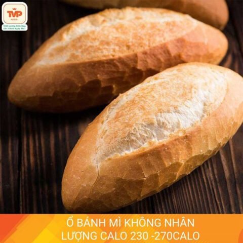 Một ổ bánh mì truyền thống giòn rụm, minh họa về lượng calo và dinh dưỡng trong bánh mì nói chung.