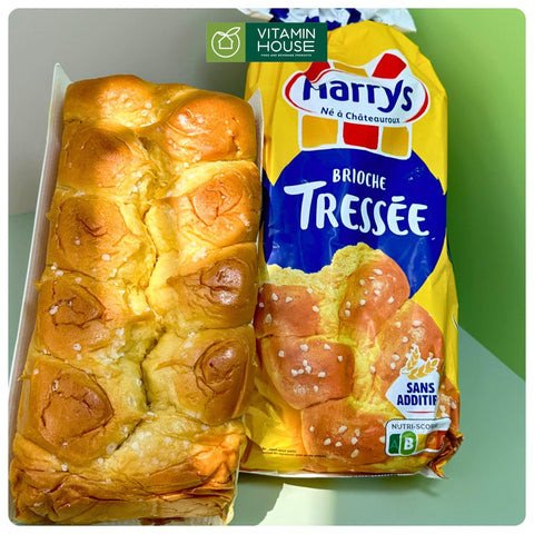 Nguyên liệu bơ và trứng chất lượng cao, tạo nên hương vị đặc trưng cho bánh mì ngọt Pháp