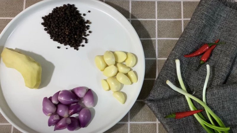 Nguyên liệu làm sốt tiêu đen chuẩn vị cho bánh mì chảo