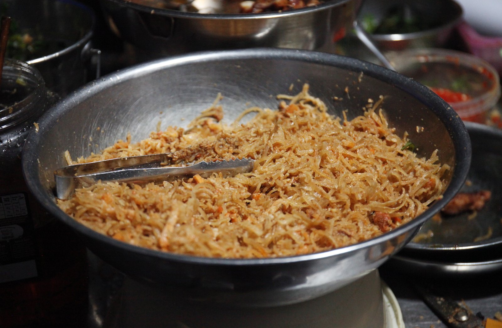 Nguyên liệu phong phú cho bánh mì ma Cần Thơ
