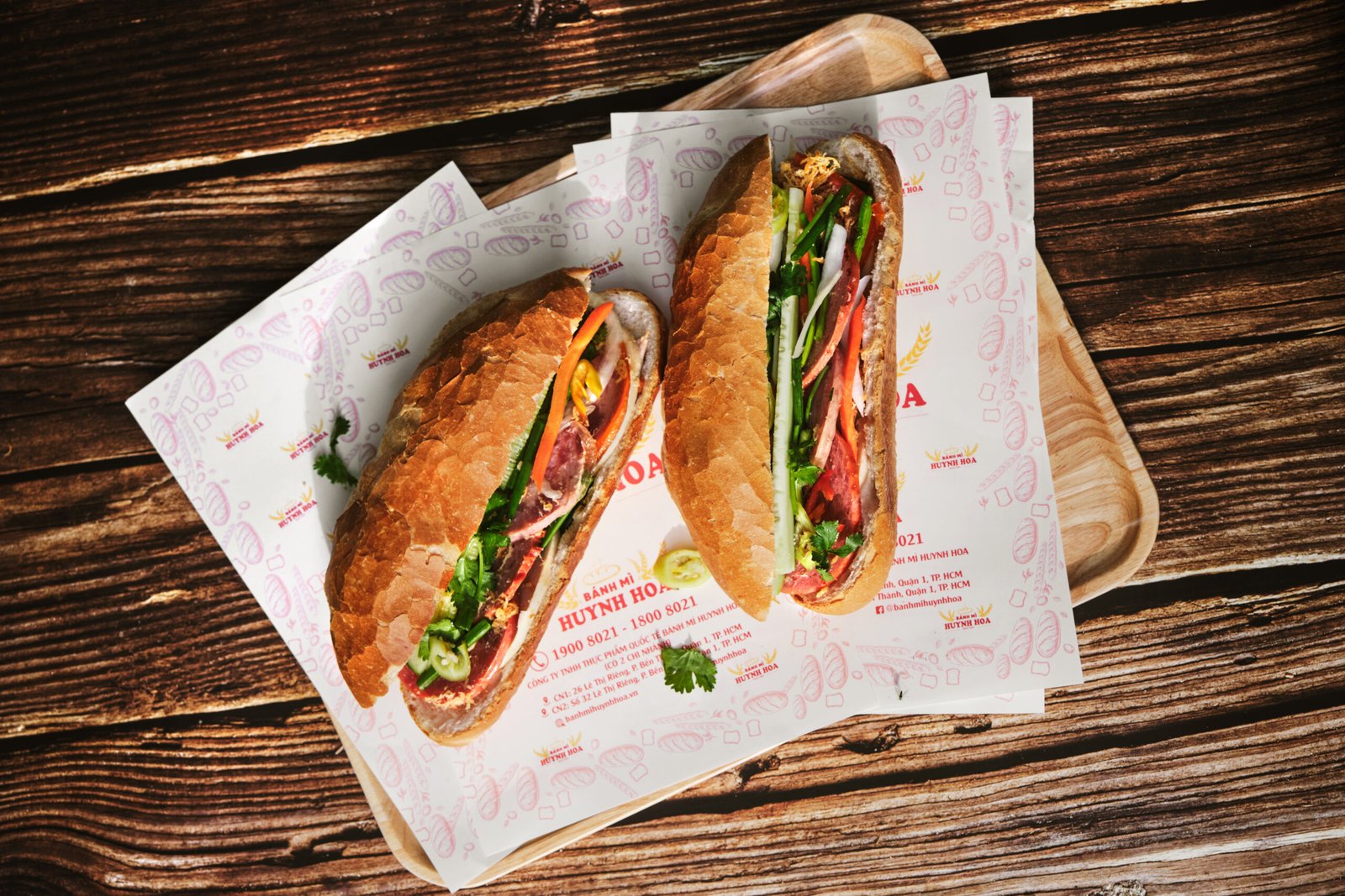 Nguyên liệu tươi ngon cho bánh mì Huynh Hoa