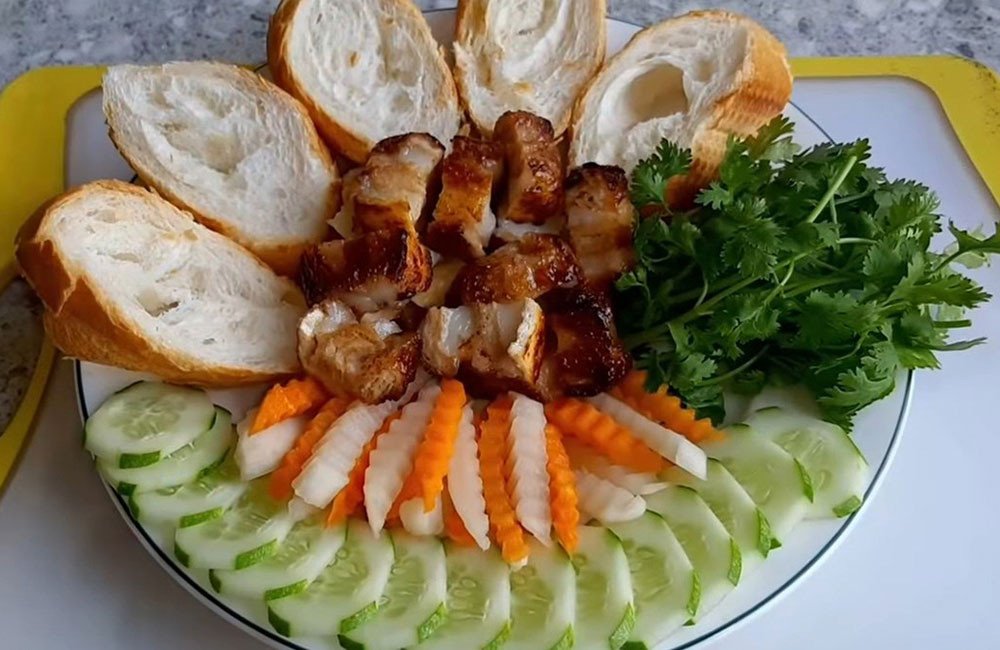 Nguyên liệu tươi ngon cho món bánh mì chay