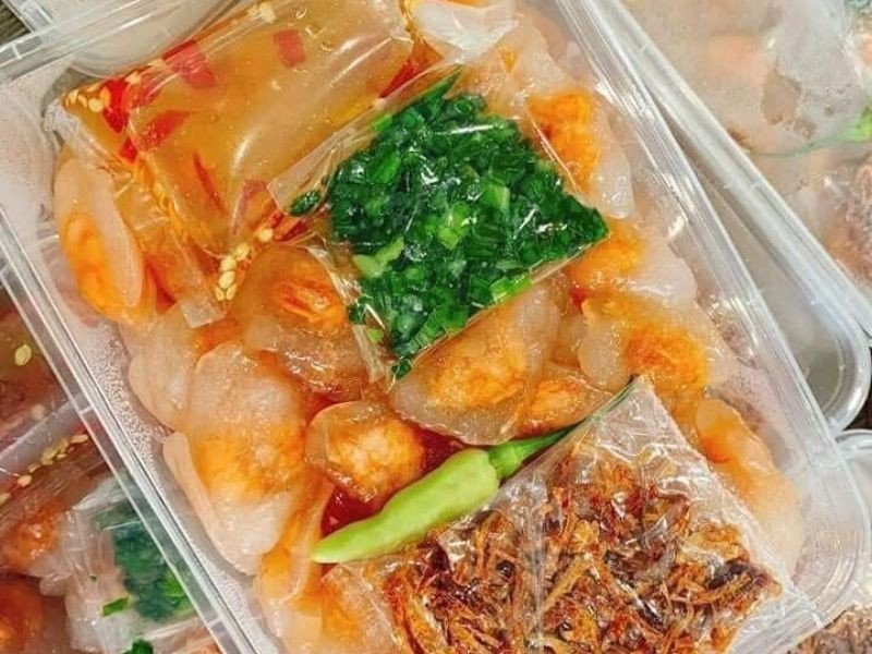 Những chiếc bánh bột lọc truyền thống tại cửa hàng Bà Lai, gợi ý cho nhân bánh mì bột lọc Phan Thiết
