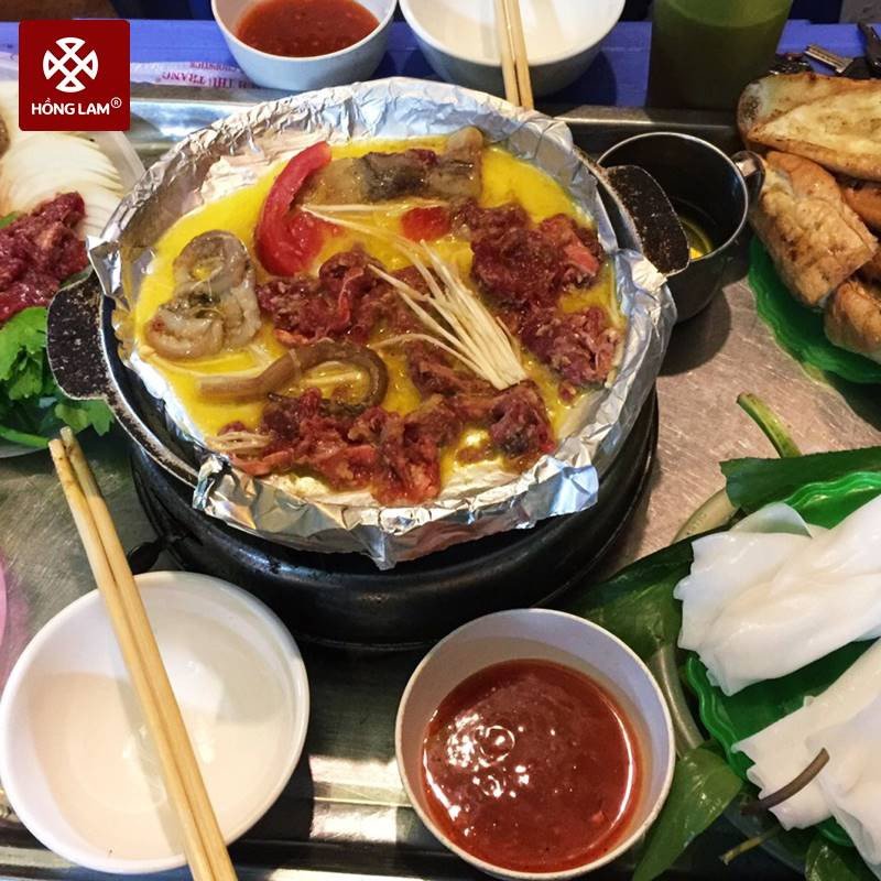 Nướng gầm cầu - món ăn đêm Hà Nội dành cho bạn bè