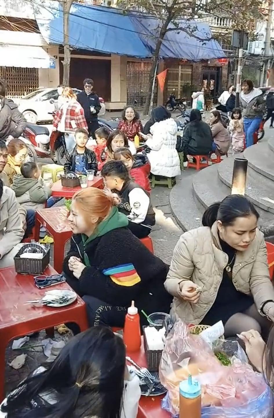 Ổ bánh mì Cầu Đò Quan hấp dẫn