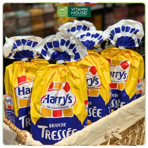 Ổ bánh mì hoa cúc Brioche truyền thống Pháp với lớp vỏ vàng óng ả