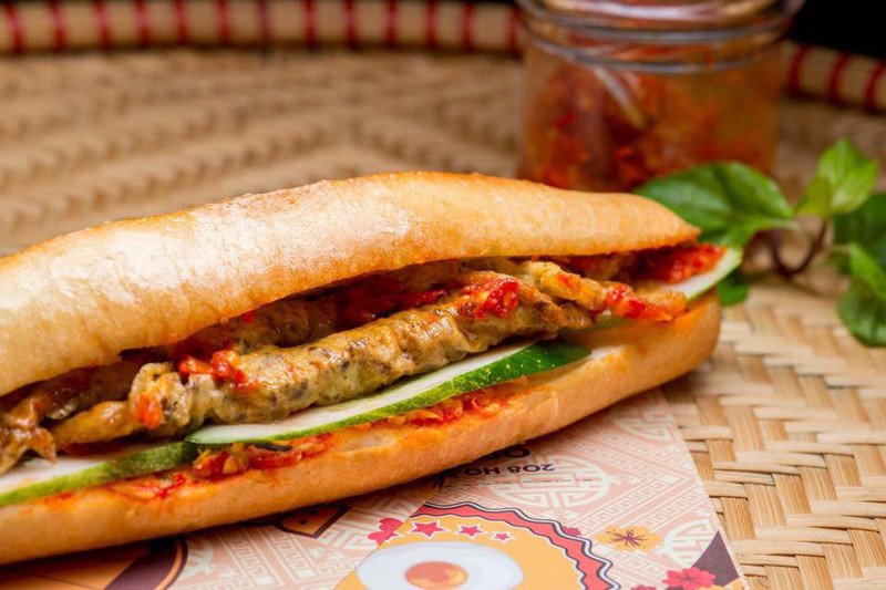 Phân tích calo trong bánh mì pate trứng và các thành phần