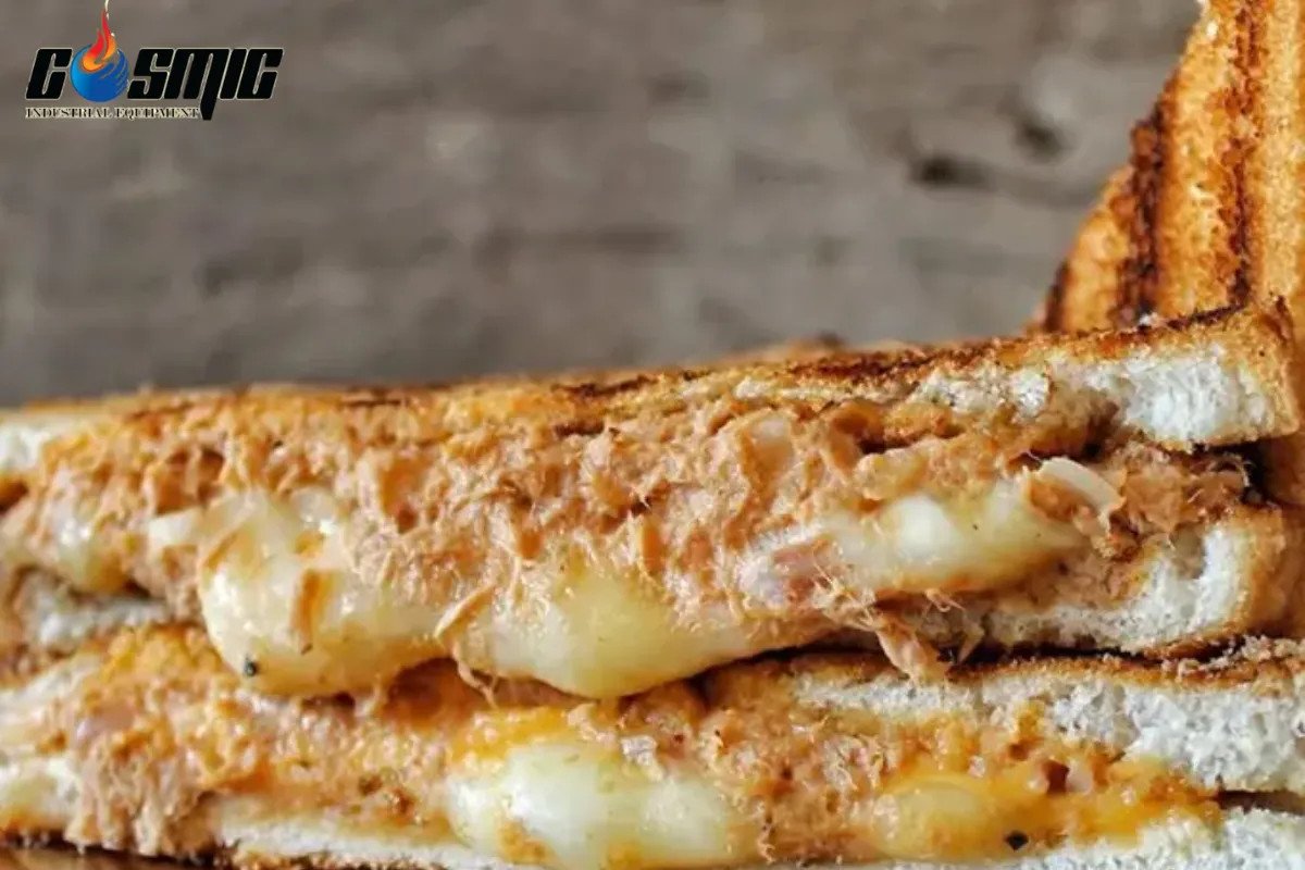 Sandwich cá ngừ mayonnaise ngon miệng