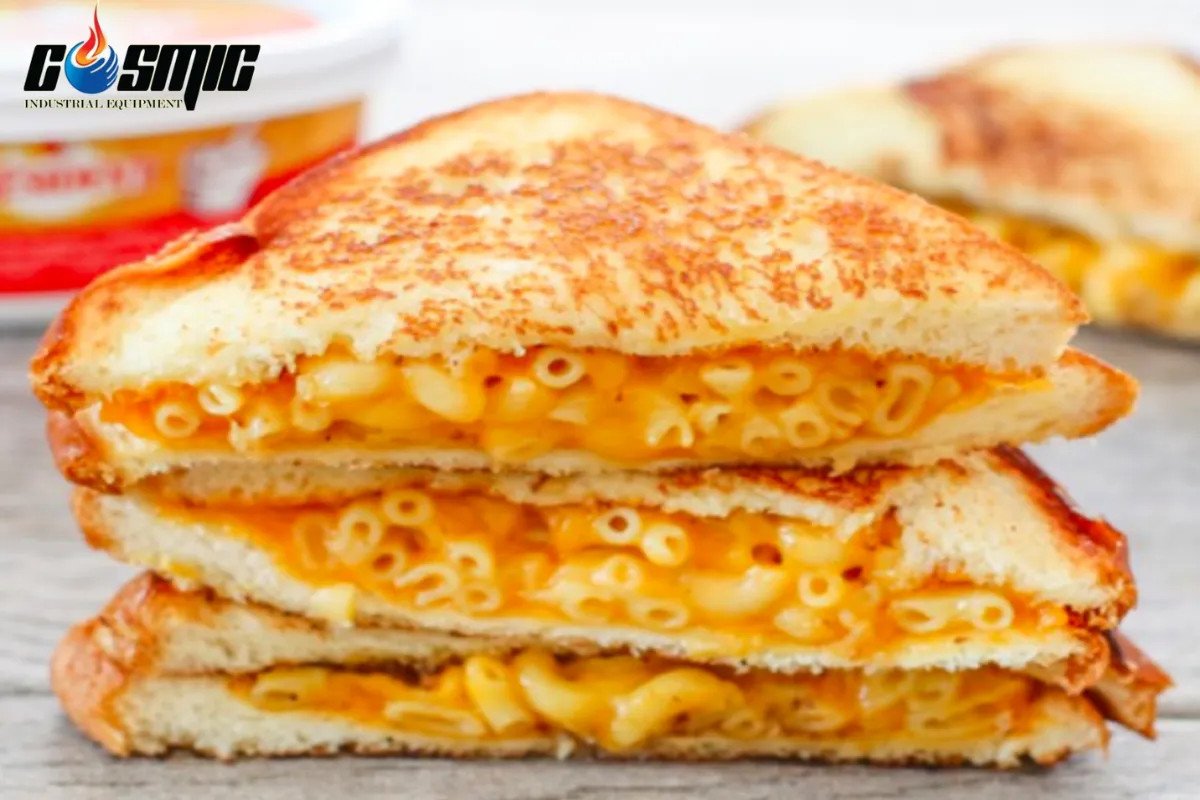 Sandwich kẹp Mac&amp;Cheese béo ngậy và cuốn hút