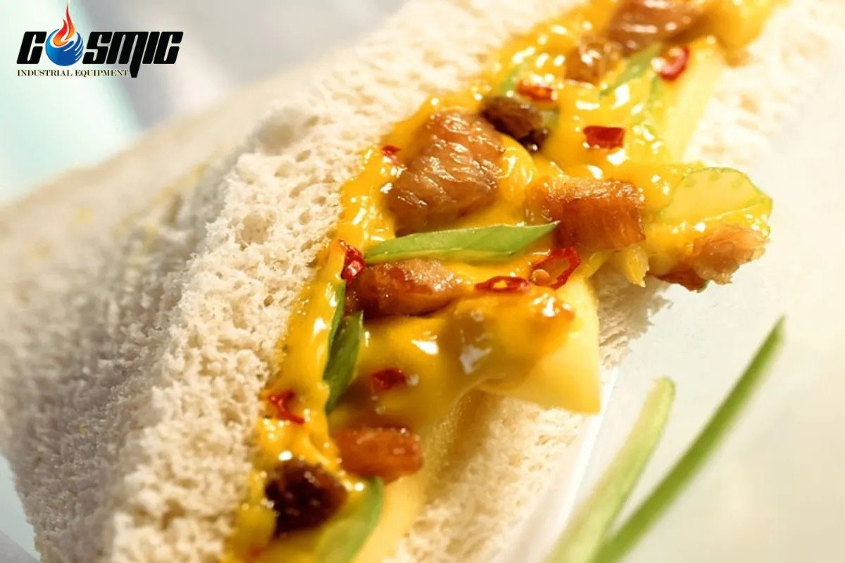 Sandwich trứng cà ri Ấn Độ đầy hương vị