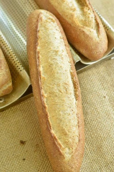 Sourdough Tươi Cám Mật ong 3 Sourdough Tươi Cám Mật ong