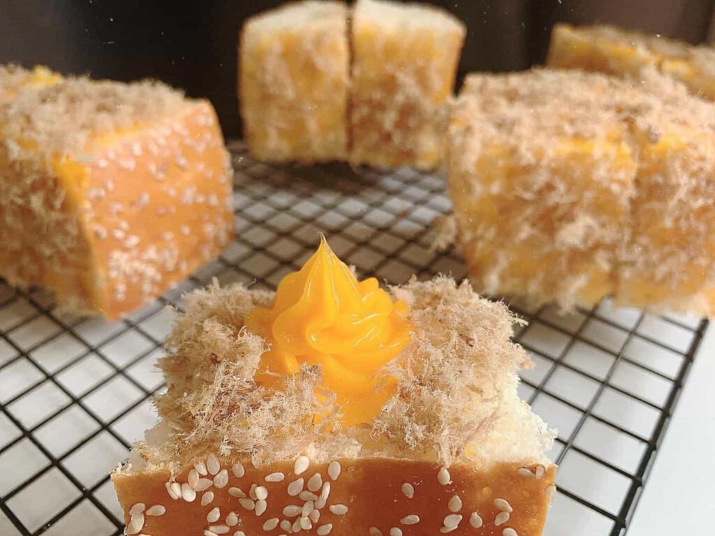 Tác động tiêu cực của bánh mì bơ ruốc ăn liền đến sức khỏe