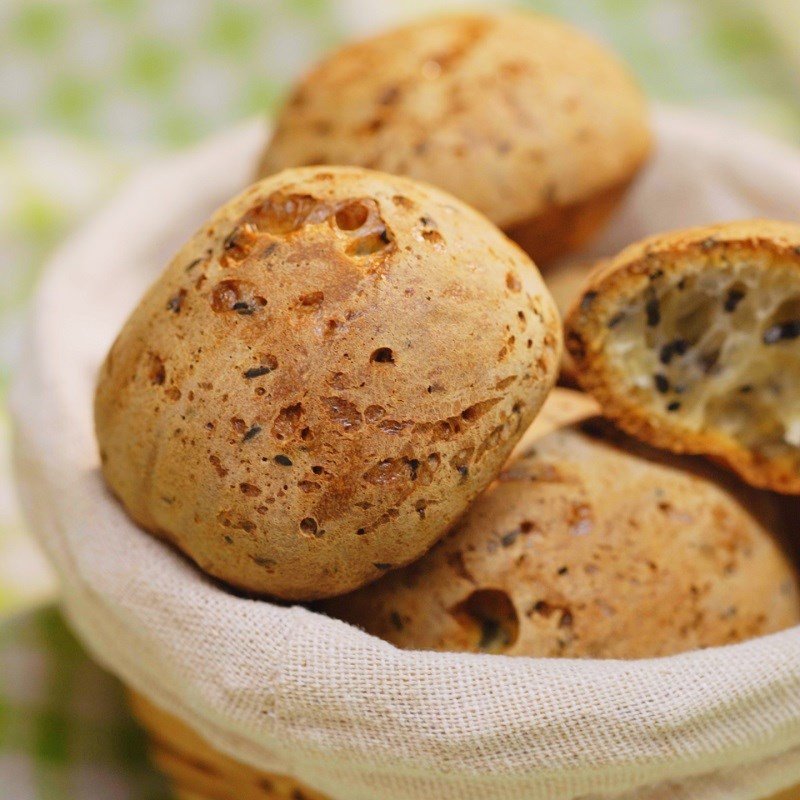 Thành phẩm bánh mì mè đường thơm ngon, hấp dẫn