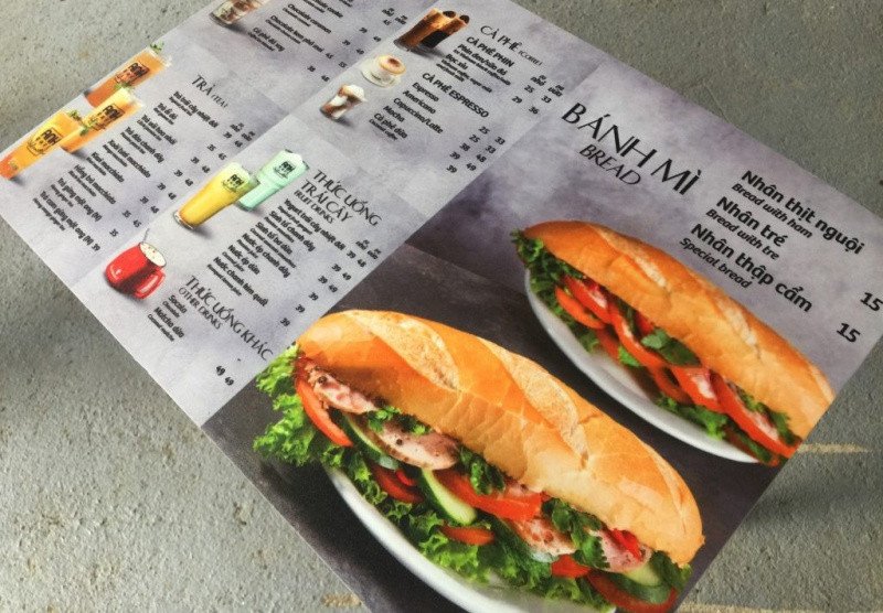 Thiết kế tờ rơi bánh mì sang trọng