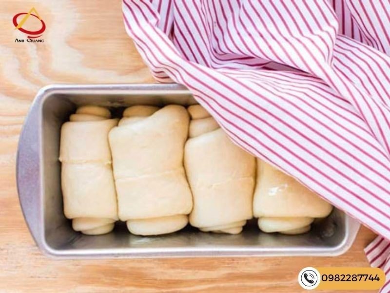 Tiếp tục ủ bột lần 2