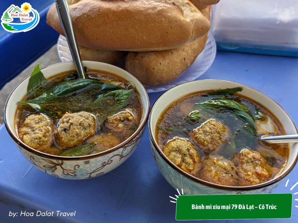 Tô nước dùng với những viên xíu mại to tròn, dai thơm chất lượng