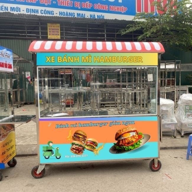 Tủ bánh mì hamburger mái chùa màu xanh nổi bật