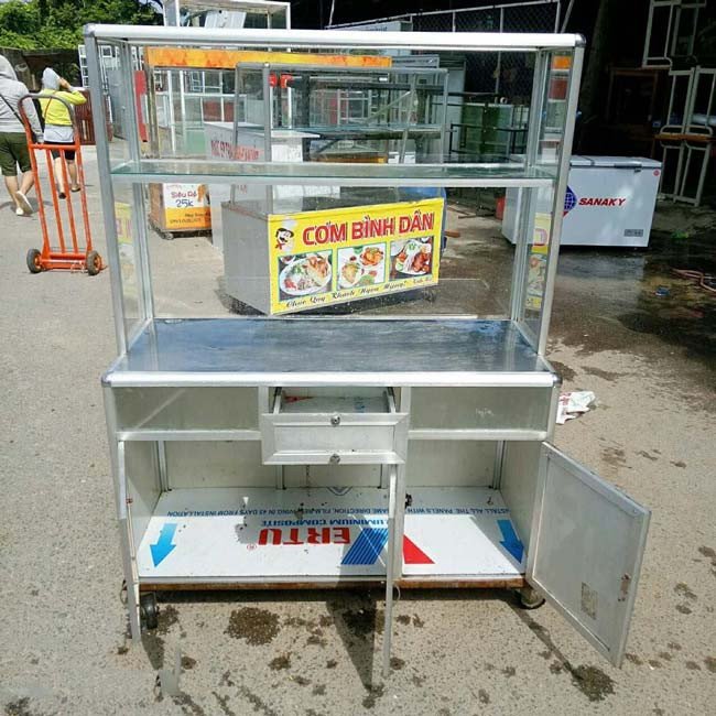 Tủ bánh mì nhôm kính có độ bền không cao khi chịu lực kém