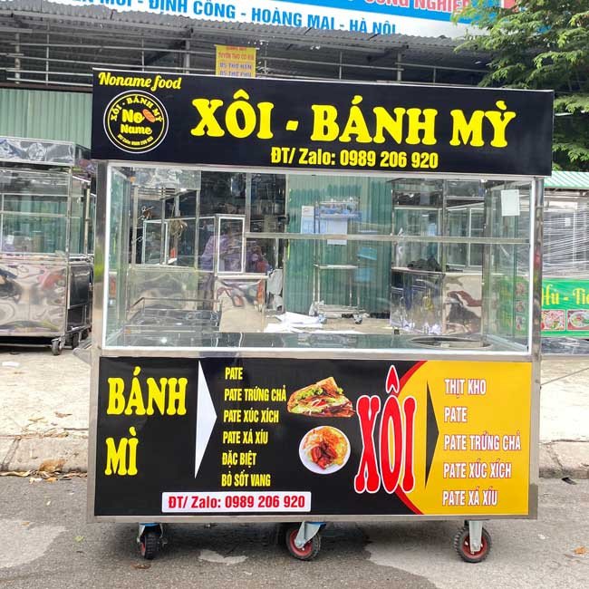 Xe bán xôi vỉa hè với thiết kế mái bằng hiện đại