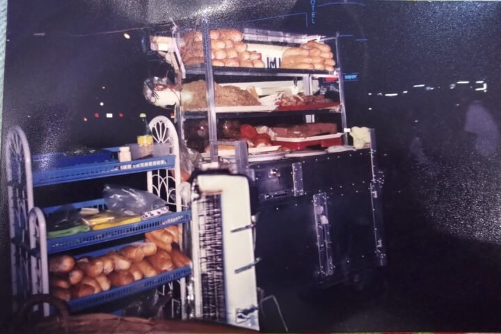 xe bánh mì Huỳnh Hoa