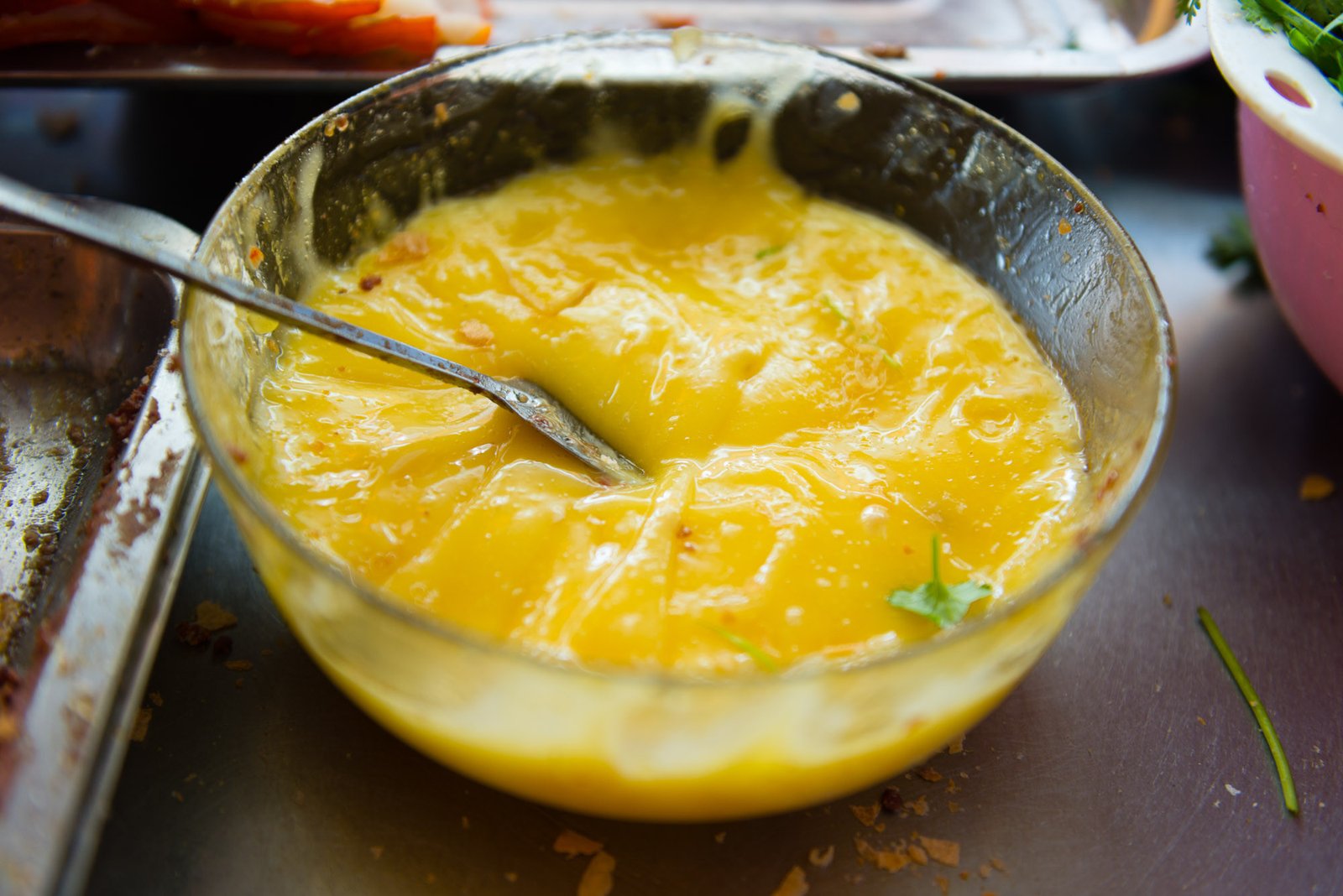 Xốt mayonnaise tự làm, gia vị không thể thiếu trong mỗi ổ bánh mì Sài Gòn