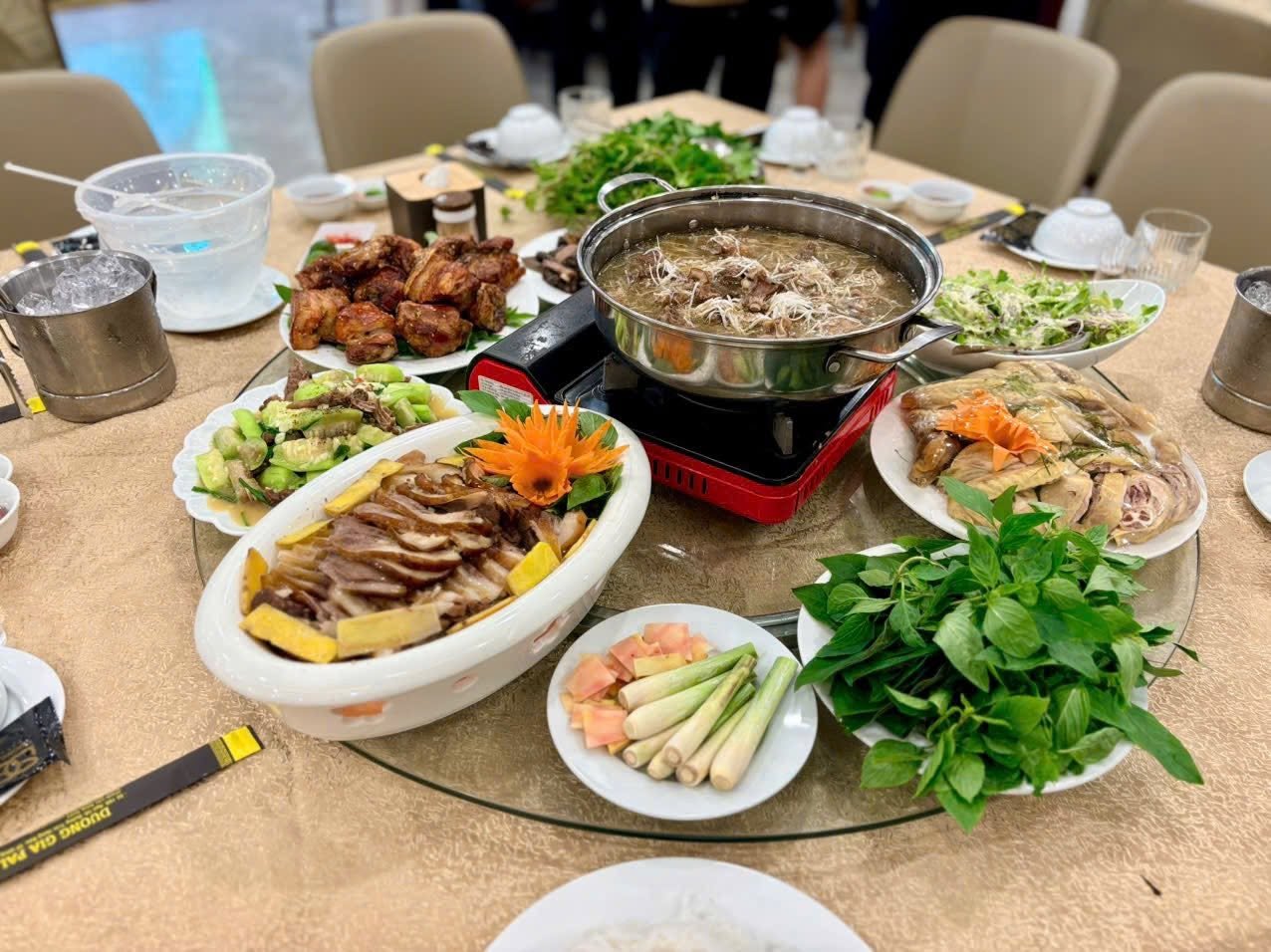 Tổng hợp cách nấu thịt chó ngon được nhiều người áp dụng 2 Bí quyết cách nấu thịt chó thơm mềm không bị hôi