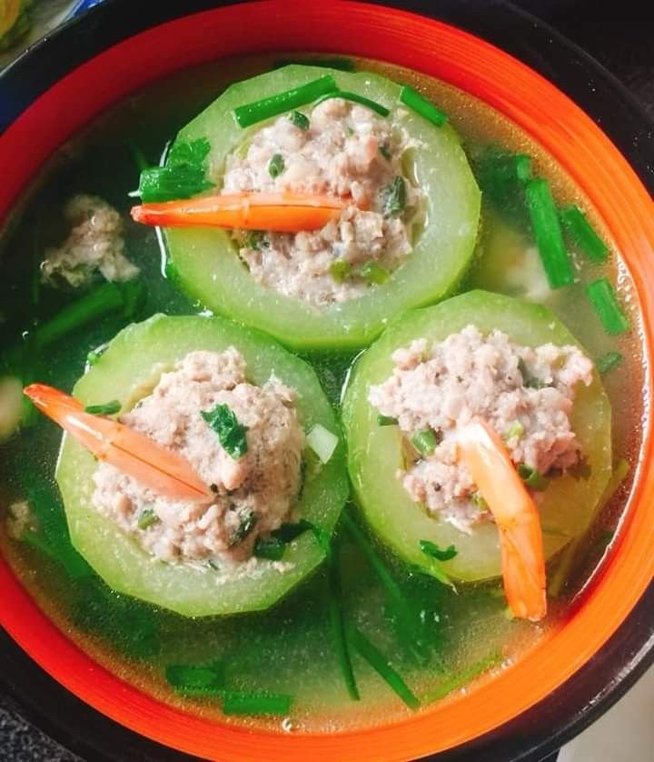 Cách cắt bí đao nấu canh để lên món đẹp mắt hơn