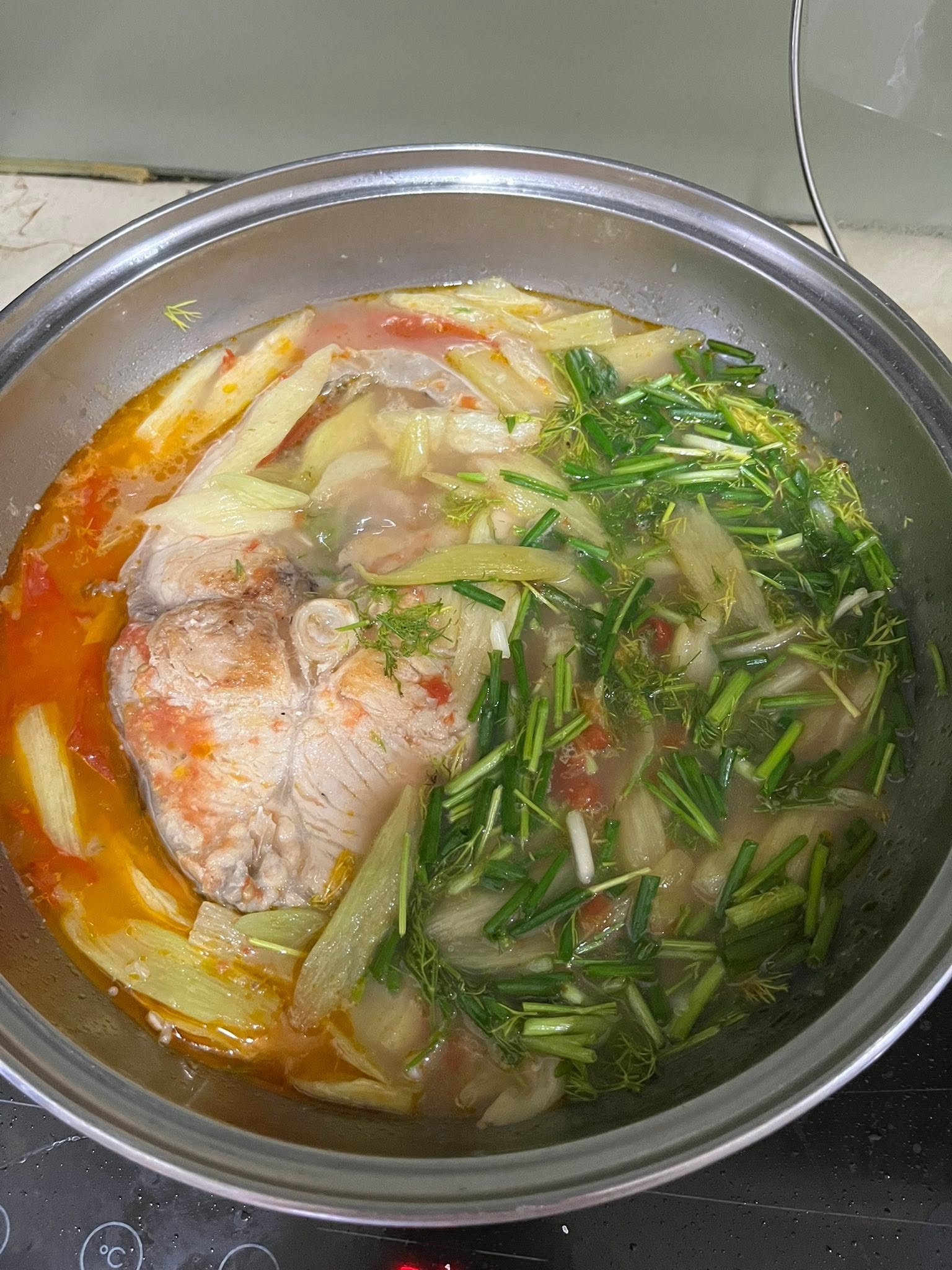 Cách nấu canh cá nheo dọc mùng ngon đậm vị cho bữa cơm nhà
