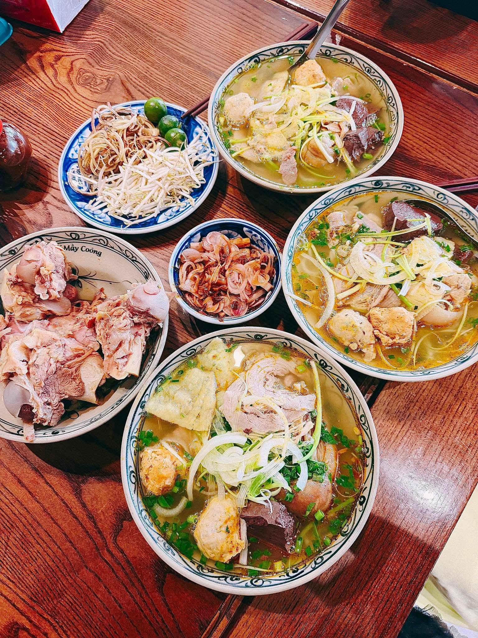 Hướng dẫn cách làm sa tế nấu bún bò Huế đơn giản tại nhà 3 Hướng dẫn cách làm sa tế nấu bún bò Huế đơn giản tại nhà