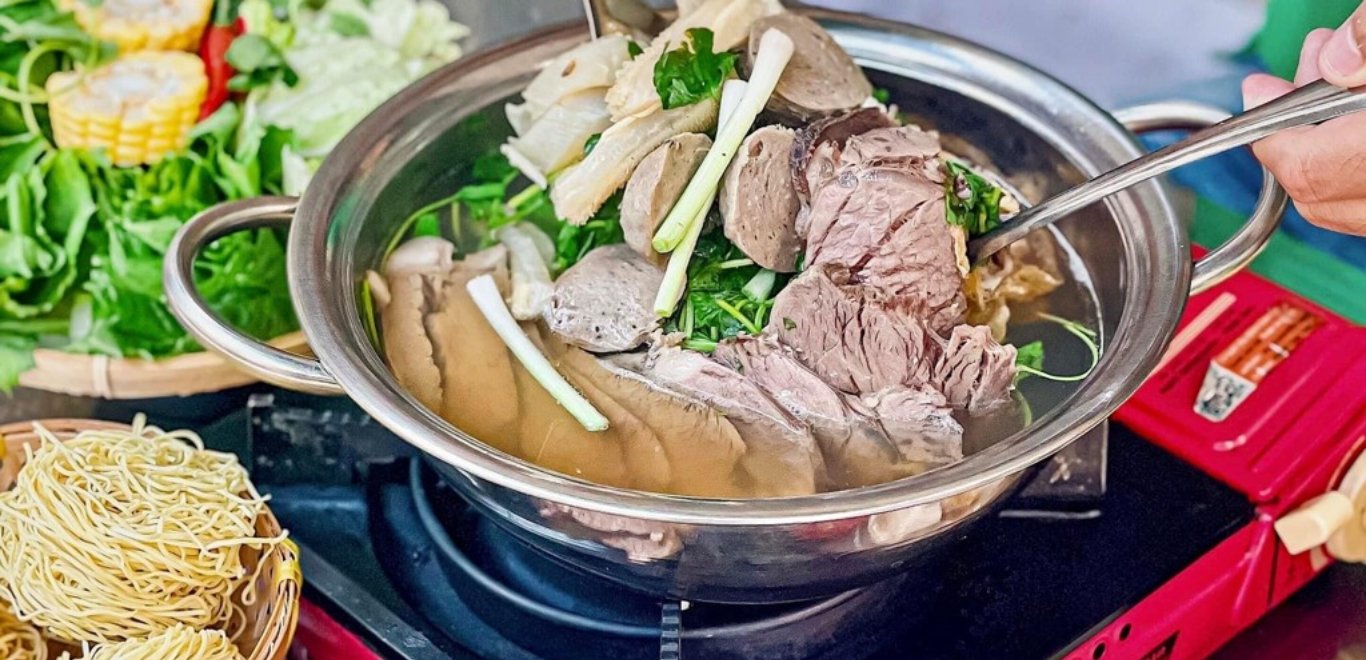 Cách Nấu Lẩu Lưỡi Bò Thơm Ngon, Đậm Đà Chuẩn Vị Gia Đình