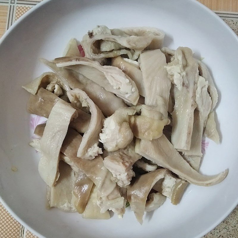 alt làm sạch lưỡi heo chi tiết chuẩn bị nấu tiêu