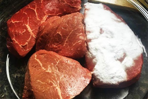 Baking soda giúp làm mềm thịt