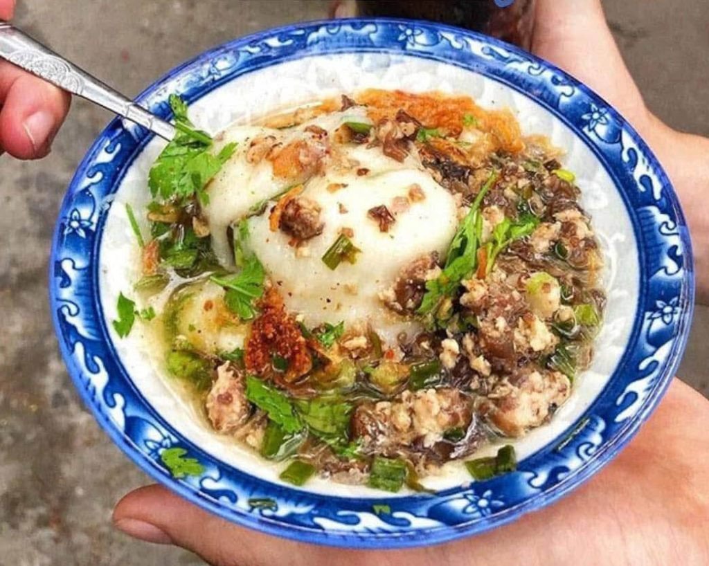 Bánh đúc nóng hổi, bí quyết làm bánh đúc miền Trung ngon