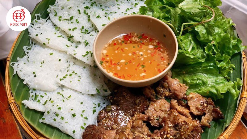 Bánh hỏi thịt xiên nướng