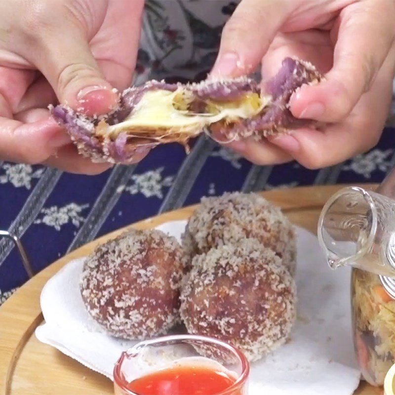 Bánh khoai môn chiên xù nhân chà bông trứng muối phô mai, hướng dẫn cách làm bánh khoai môn chiên