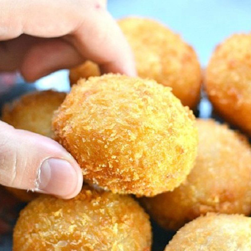 Bánh khoai môn chiên xù nhân trứng muối vàng ruộm, hướng dẫn cách làm bánh khoai môn chiên