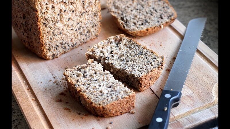 Bánh mì nguyên cám giúp no lâu và ổn định đường huyết