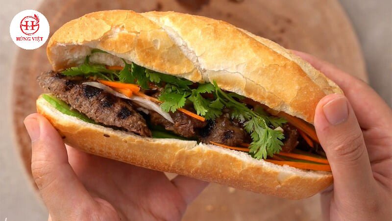 Bánh mì thịt xiên nướng