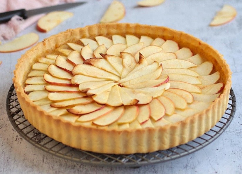 Bánh táo kiểu Pháp nướng bằng nồi chiên không dầu