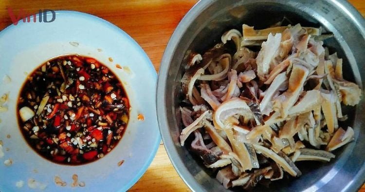 Bát bao tử hầm tiêu đen hạt sen thơm ngon