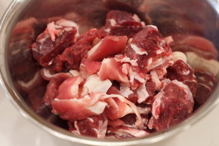 Cách Nấu Phở Sốt Vang: Hương Vị Á Âu Đậm Đà Khó Cưỡng