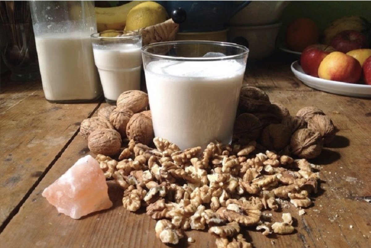 Bữa sáng lành mạnh – sữa yến mạch hạt điều