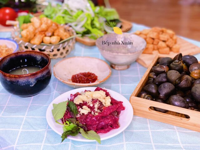 Bún ốc Hà Nội thơm ngon