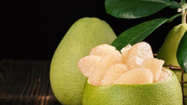 Bưởi tươi, mọng nước, ít calo