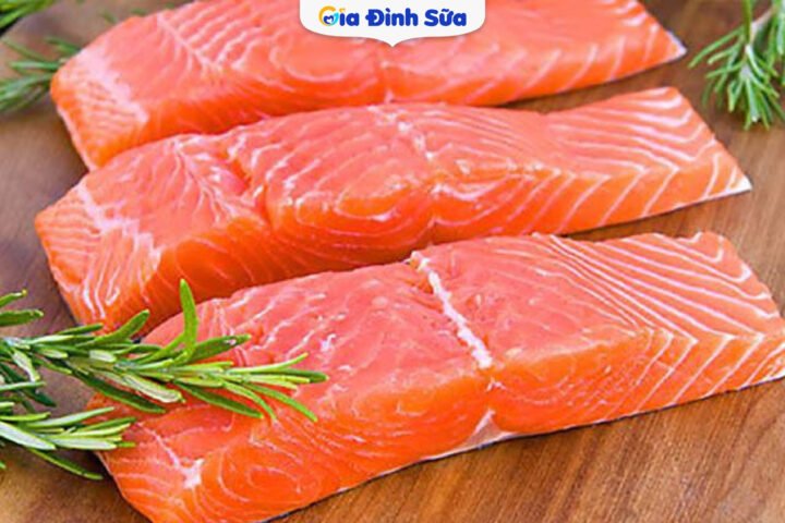 Cá hồi tươi nguyên con