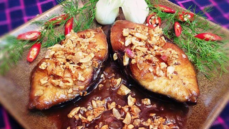 cá thu sốt me chua ngọt